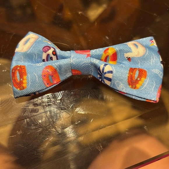 Dog or cat bow tie - Picture 1 of 3